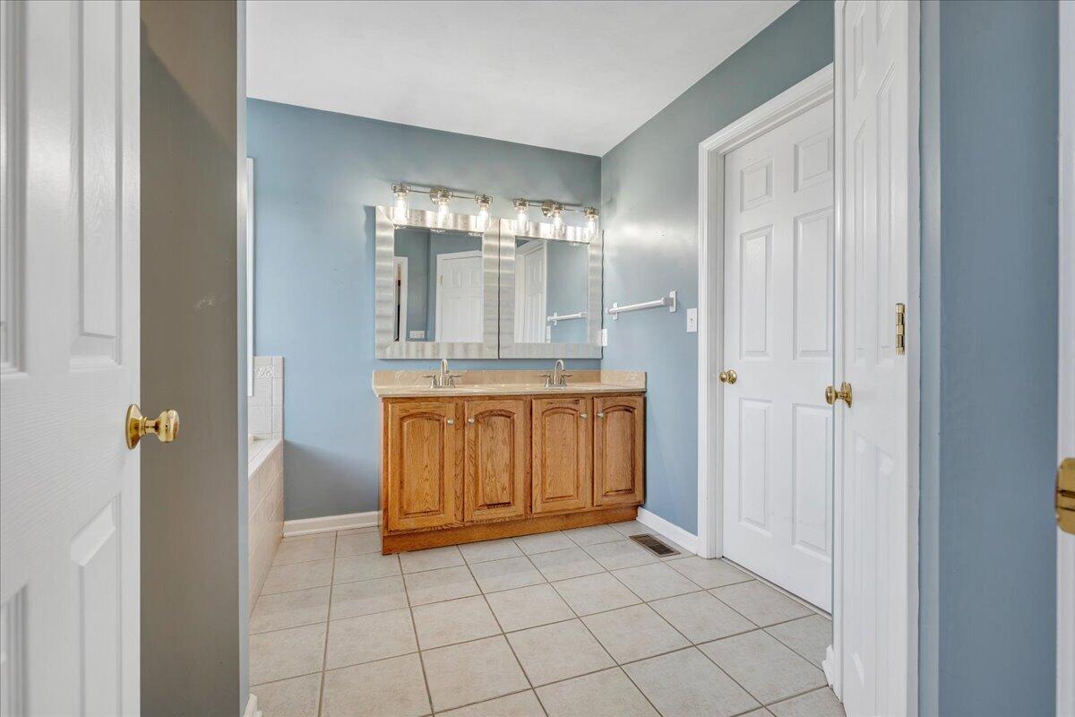 632 Castleridge Road Vinton, VA 24179 - Photo 33 of 74 32-MIB00916