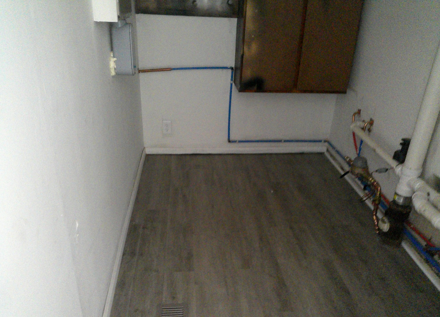 1507 Thornton Drive Champaign, IL 61821 - Photo 13 of 16 a view of a room