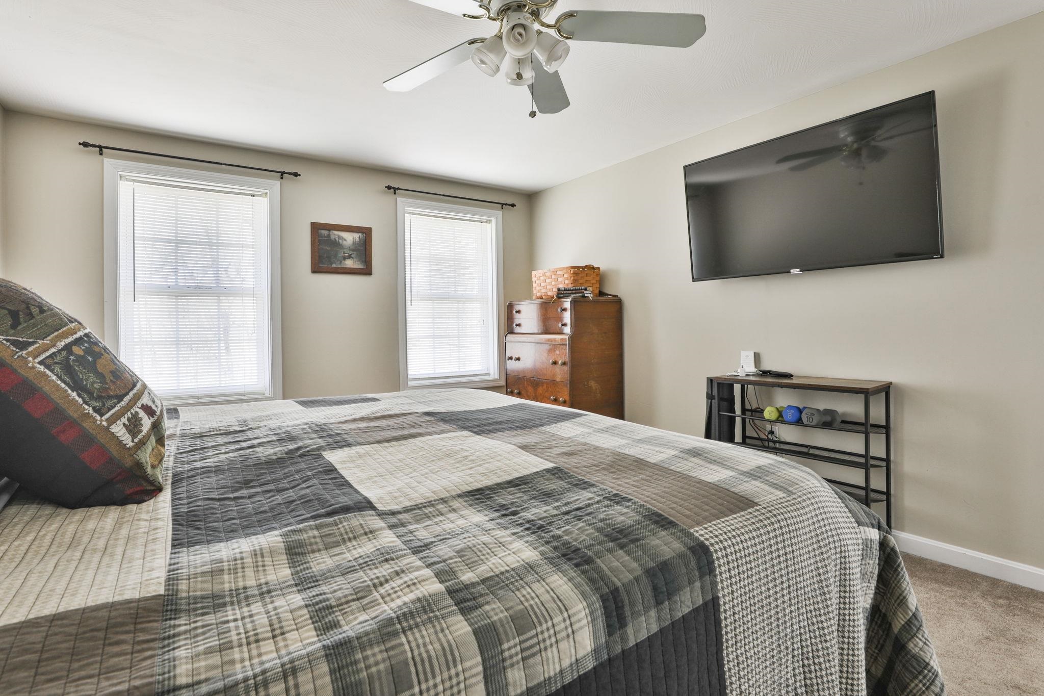 317 Middle Branch Road New Boston, NH 03070 - Photo 30 of 40 Gallery Image 30