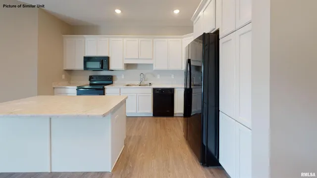 $159,000 | 2592 Middle Road, Unit 218, Bettendorf, IA 52722