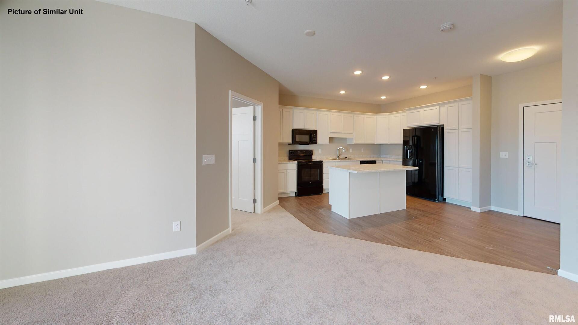 2592 Middle Road, Unit 218 Bettendorf, IA 52722 - Photo 5 of 19 Gallery Image 5