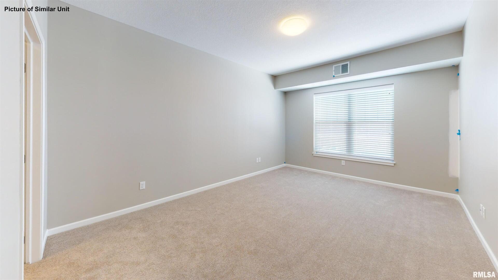 2592 Middle Road, Unit 218 Bettendorf, IA 52722 - Photo 6 of 19 Gallery Image 6
