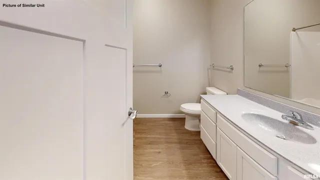 $159,000 | 2592 Middle Road, Unit 218, Bettendorf, IA 52722