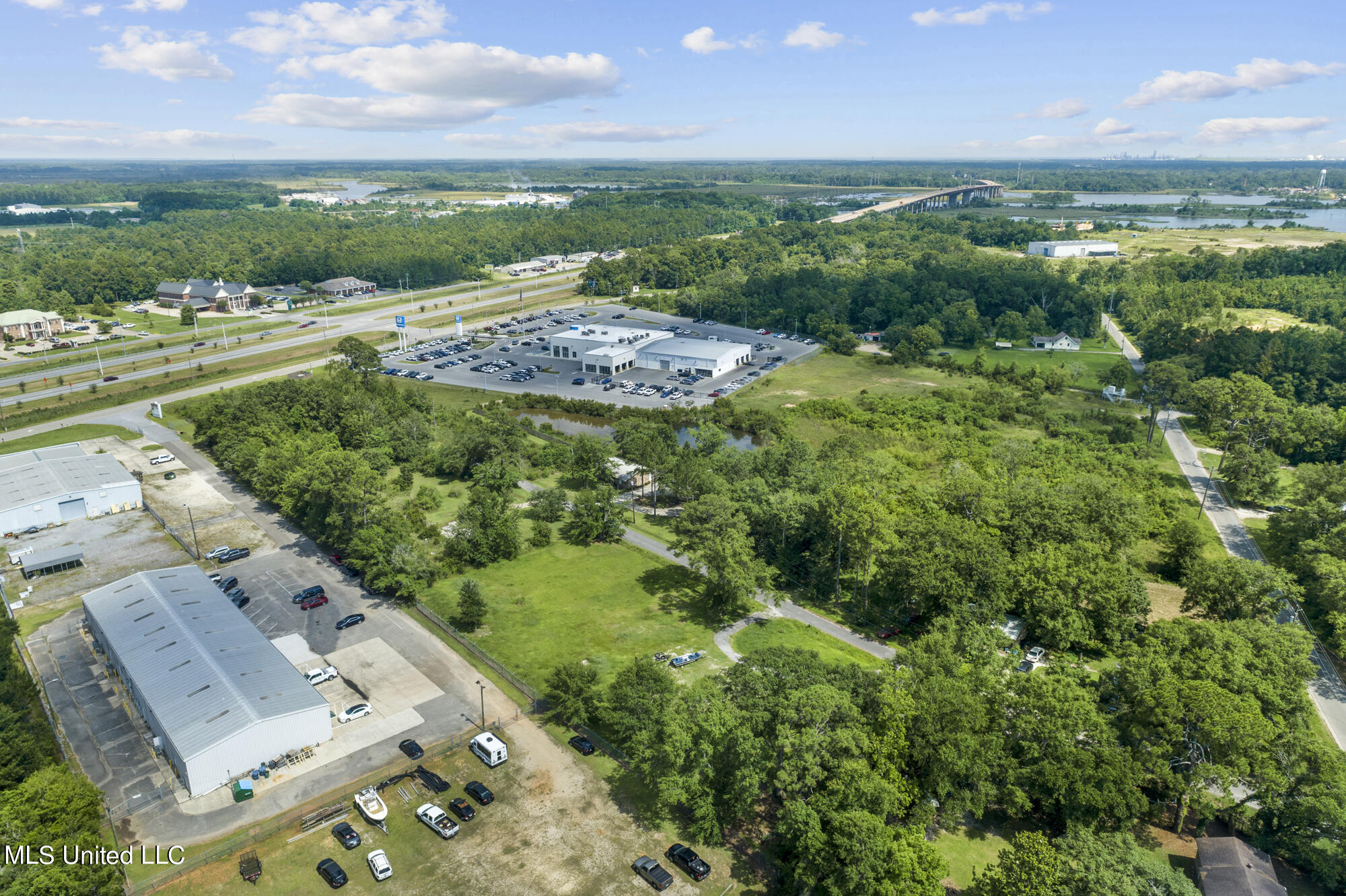 5002 Frison Avenue Moss Point, MS 39563 - Photo 4 of 11 ghubphoto_003_5002 Frison Ave