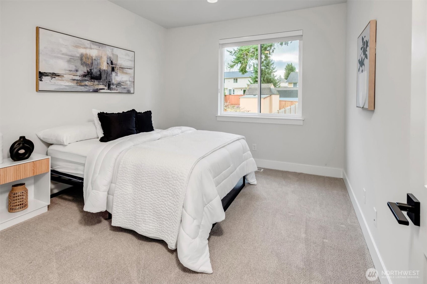 12143 Northeast 170th Place Bothell, WA 98011 - Photo 30 of 40