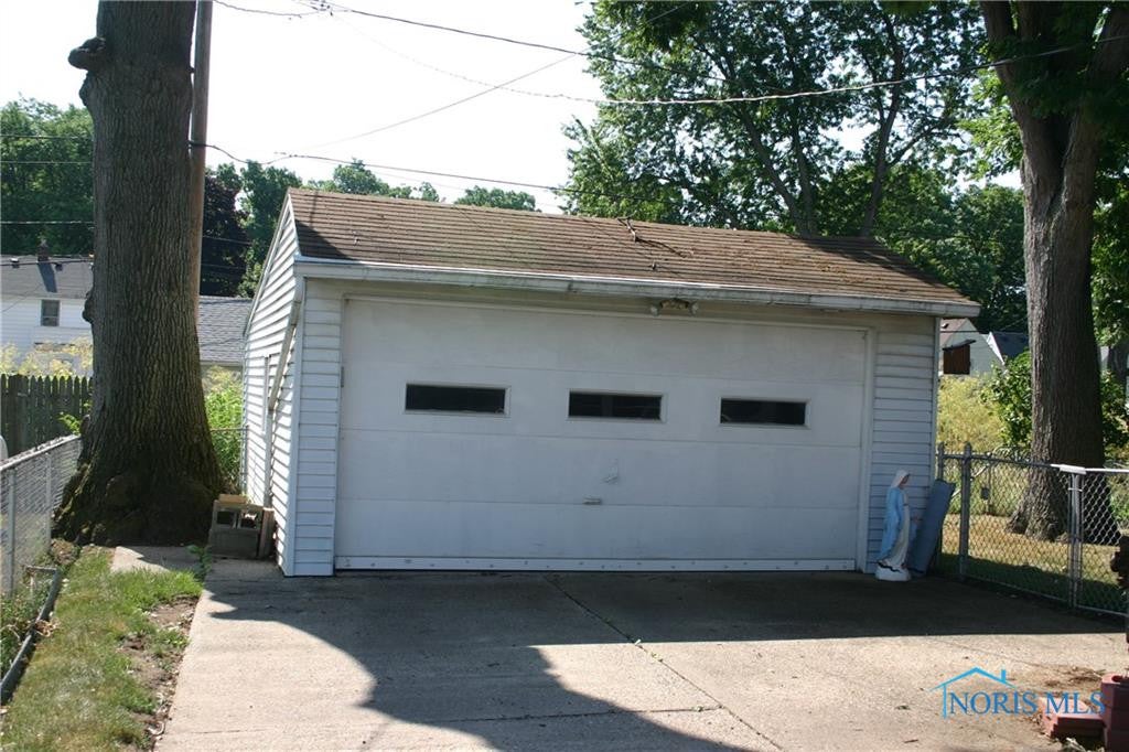 3620 Bellevue Road Toledo, OH 43613 - Photo 4 of 4 Gallery Image 4