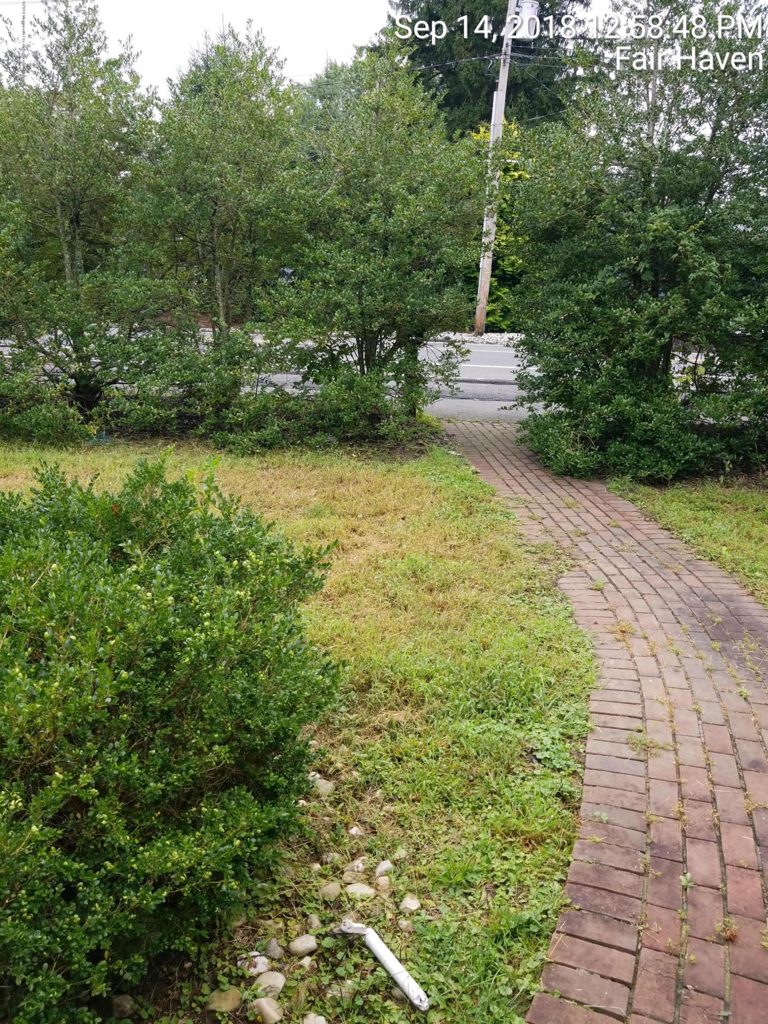471 Harding Road Little Silver, NJ 07704 - Photo 14 of 14 Front Yard
