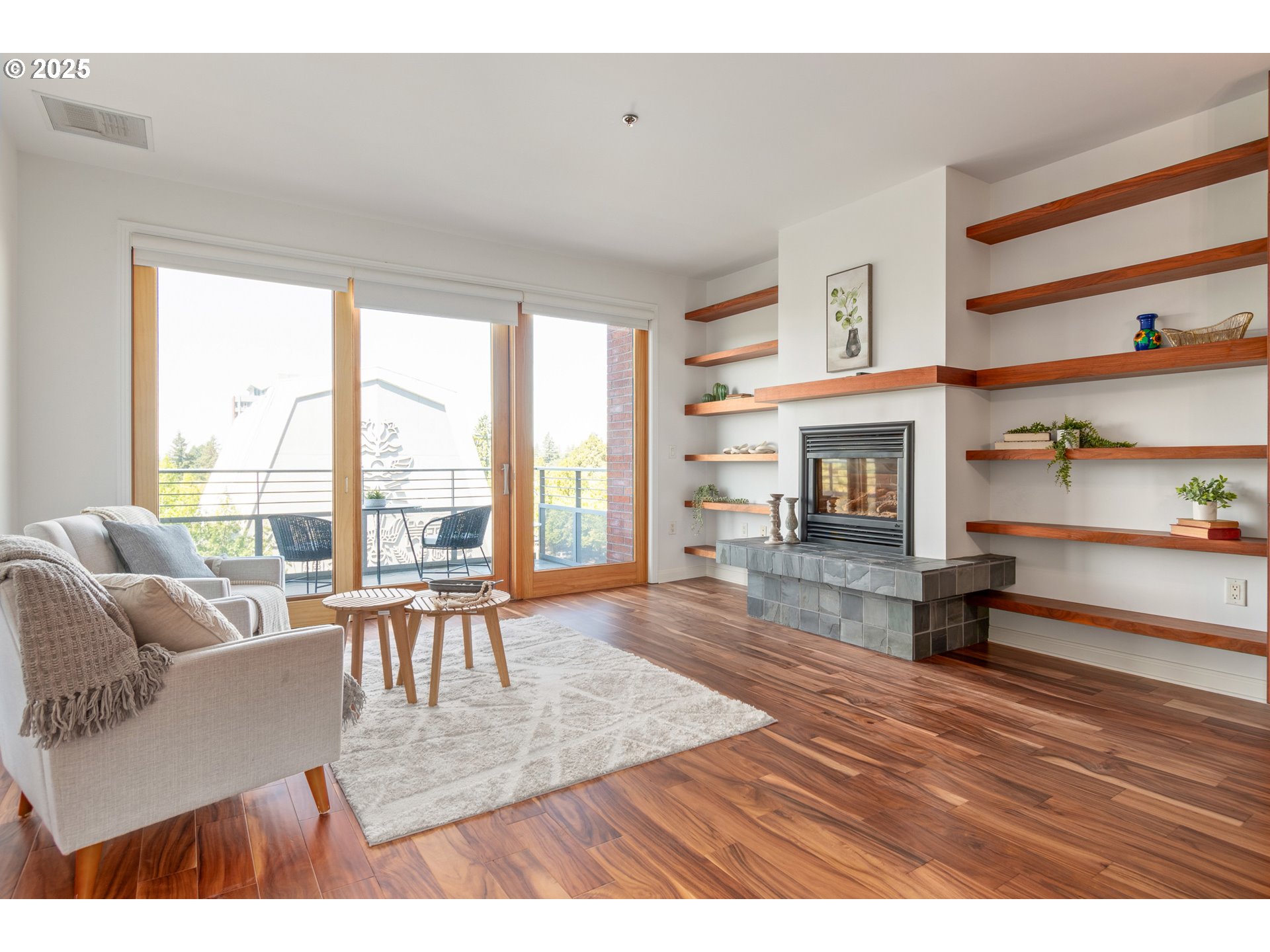 1375 Olive Street, Unit 505 Eugene, OR 97401 - Photo 12 of 33 a living room with furniture and a table