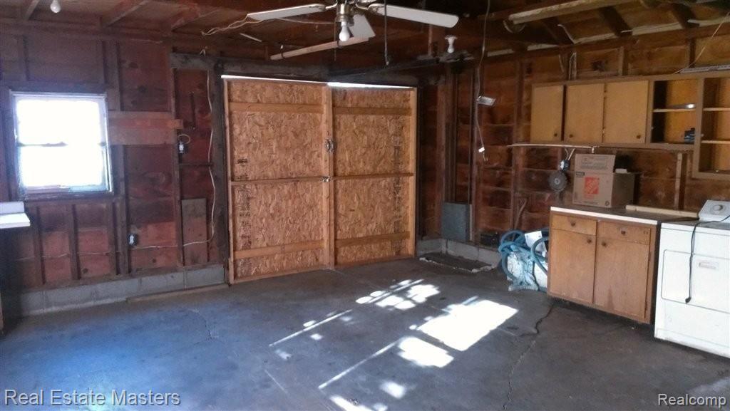3057 Wadhams Road North Street, MI 48049 - Photo 9 of 10 GARAGE