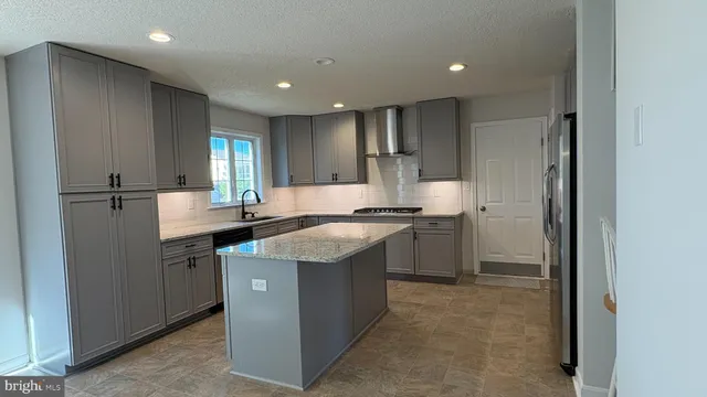 $2,800 | 116 Barkwood Drive, Stephens City, VA 22655