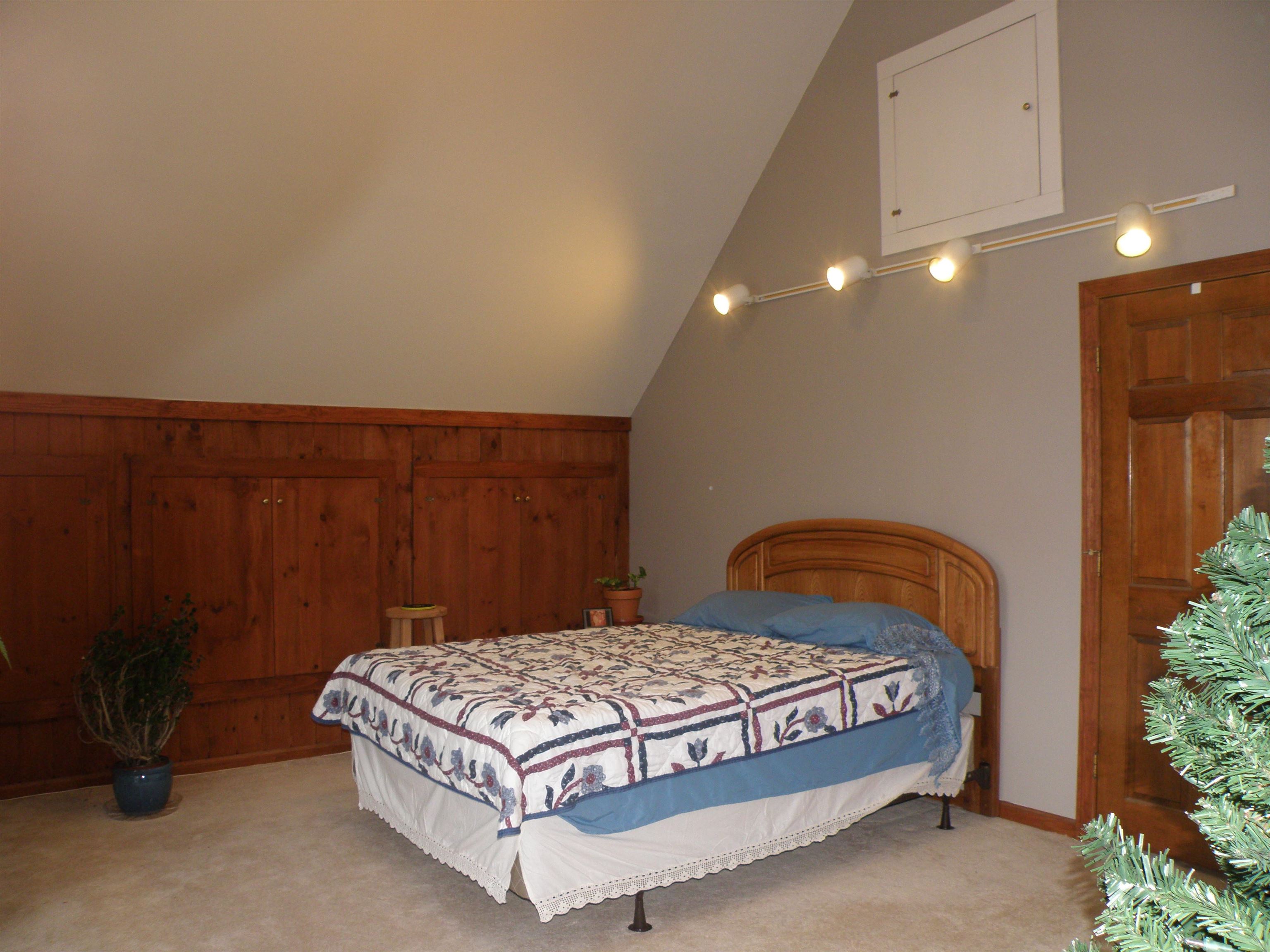 83 Town Farm Road Wilmington, VT 05363 - Photo 11 of 12 Gallery Image 11