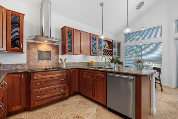 $990,000 | 12127 Royal Lytham Row, San Diego, CA 92128