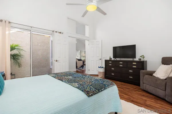 $990,000 | 12127 Royal Lytham Row, San Diego, CA 92128