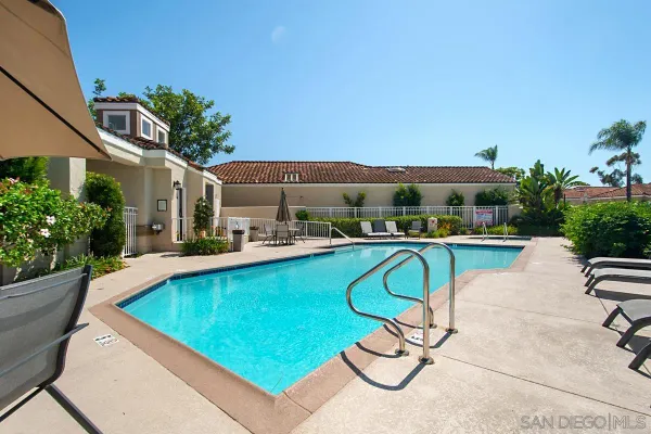 $990,000 | 12127 Royal Lytham Row, San Diego, CA 92128