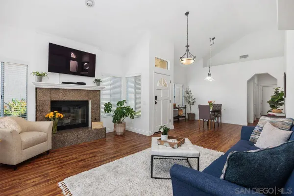 $990,000 | 12127 Royal Lytham Row, San Diego, CA 92128