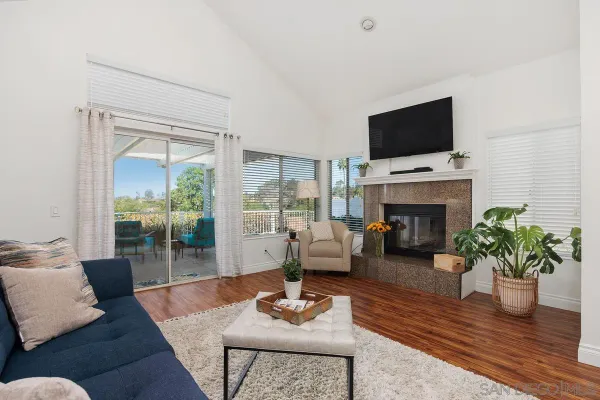 $990,000 | 12127 Royal Lytham Row, San Diego, CA 92128