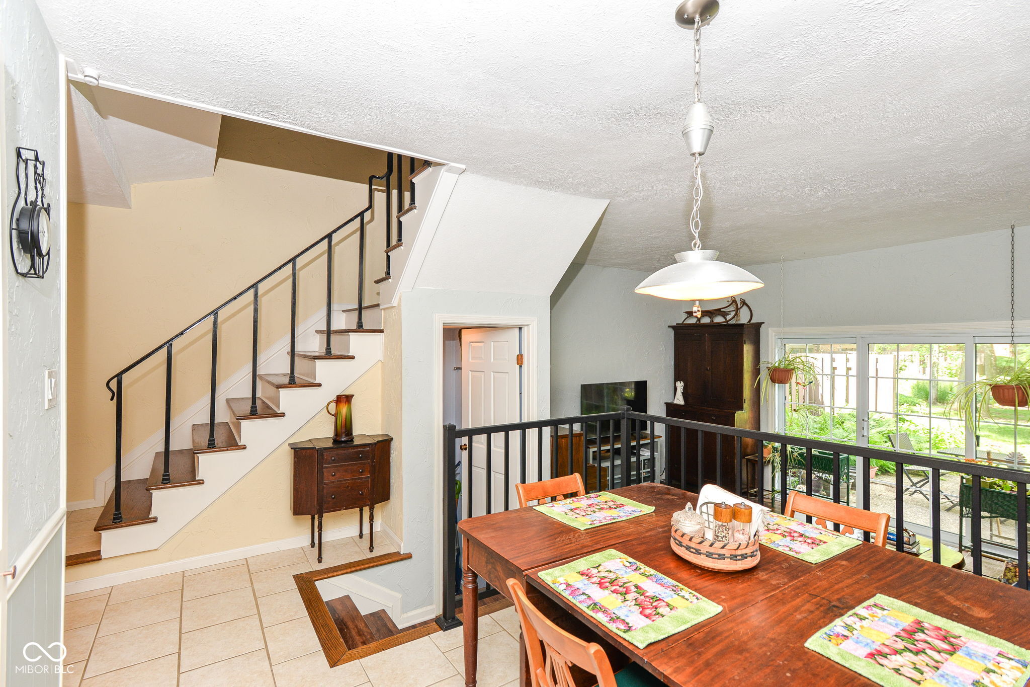 3848 Knollton Road Indianapolis, IN 46228 - Photo 8 of 38 Gallery Image 8