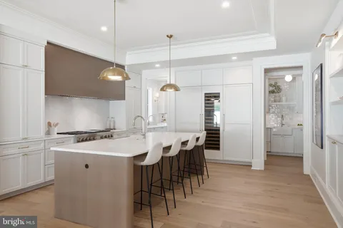 $4,795,000 | 5840 Hilldon Street, McLean, VA 22101