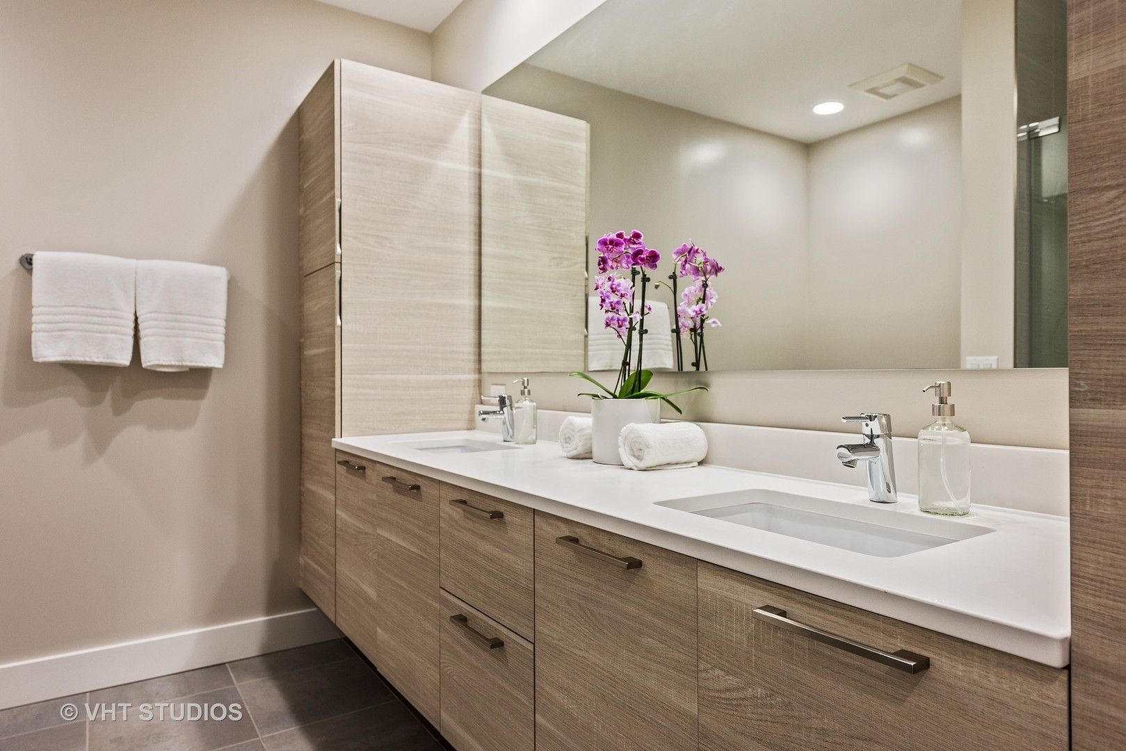 1116 West Adams Street, Unit 5W Chicago, IL 60607 - Photo 17 of 24