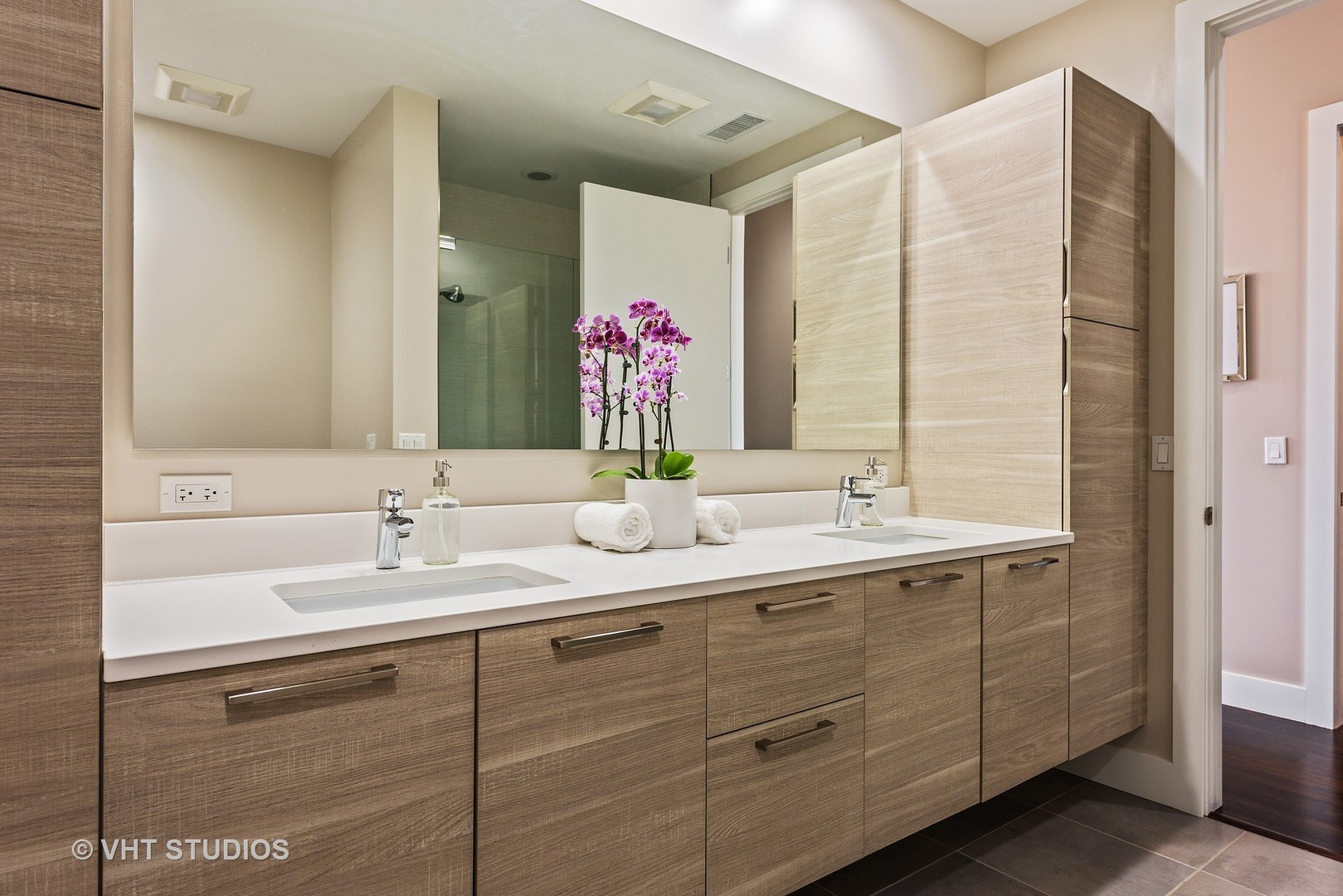 1116 West Adams Street, Unit 5W Chicago, IL 60607 - Photo 18 of 24