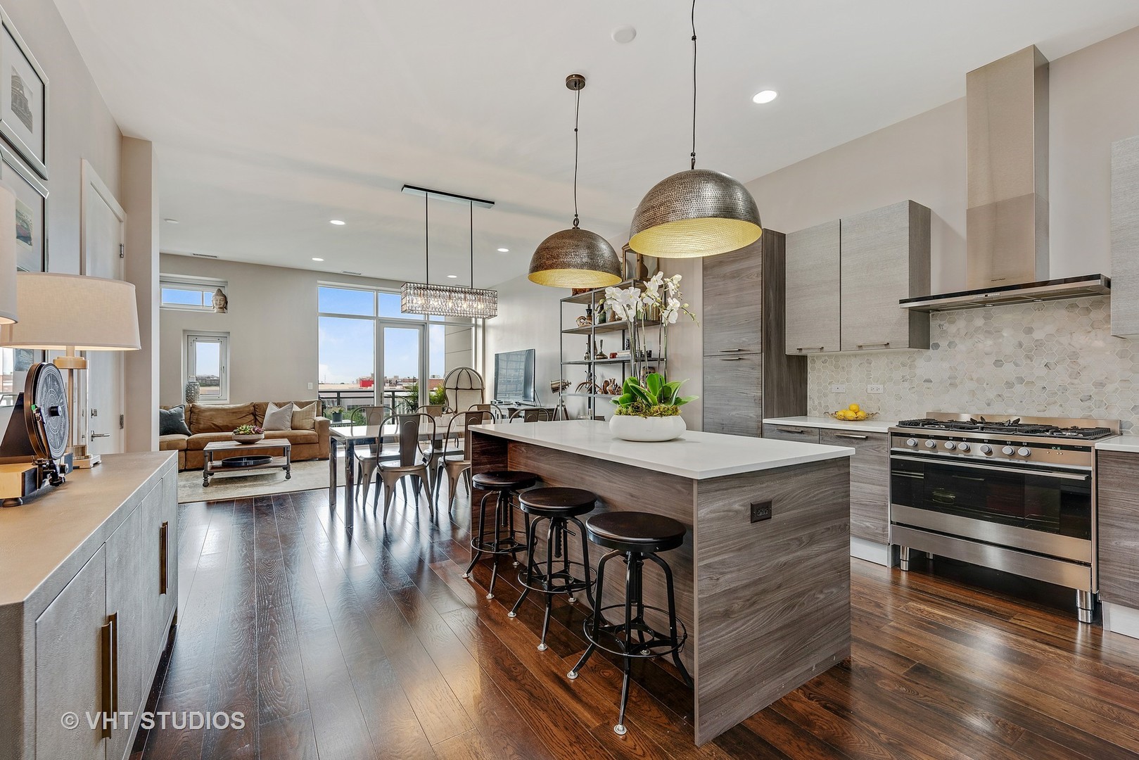 1116 West Adams Street, Unit 5W Chicago, IL 60607 - Photo 7 of 24