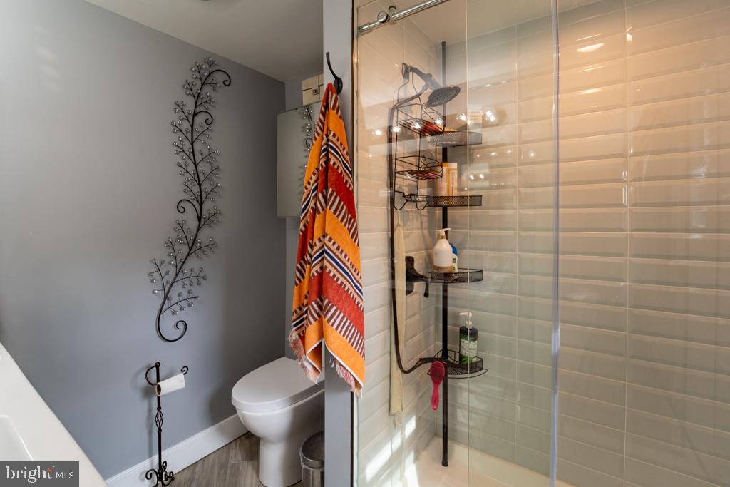 9706 Chapel Road Philadelphia, PA 19115 - Photo 13 of 31