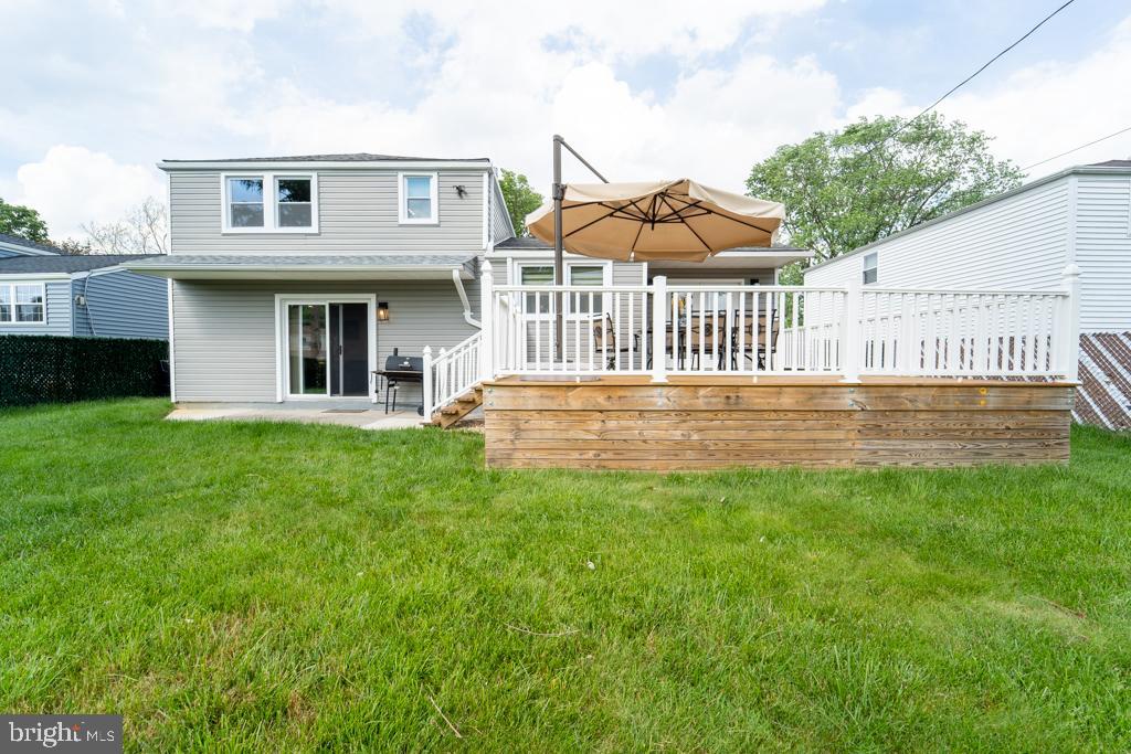 9706 Chapel Road Philadelphia, PA 19115 - Photo 29 of 31