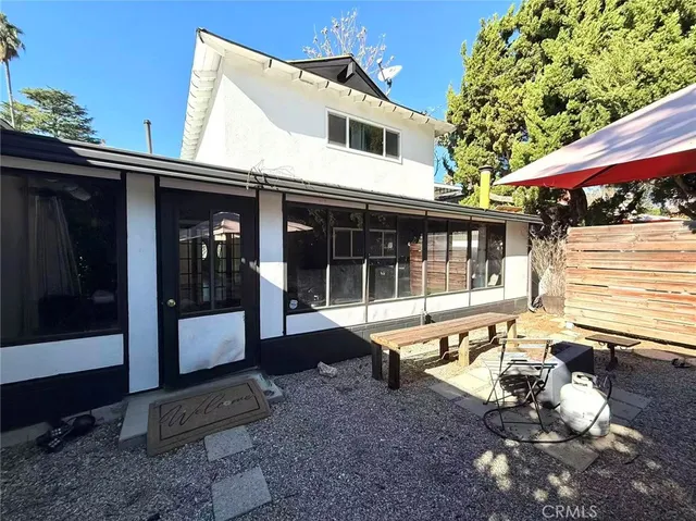 $5,800 | 1650 North Arroyo Boulevard, Pasadena, CA 91103