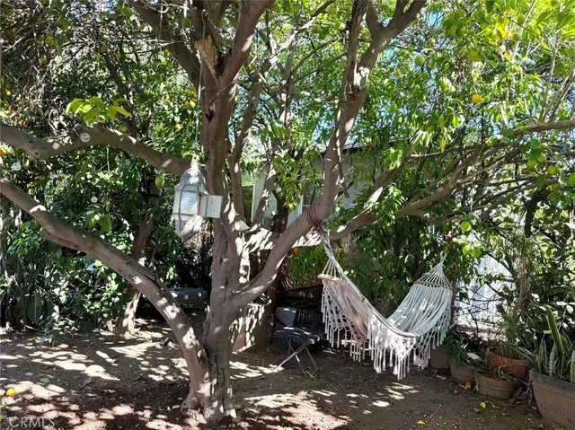 $5,800 | 1650 North Arroyo Boulevard, Pasadena, CA 91103