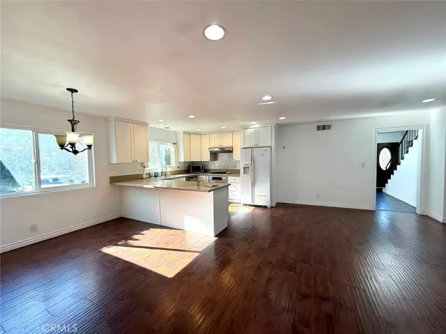 $5,800 | 1650 North Arroyo Boulevard, Pasadena, CA 91103