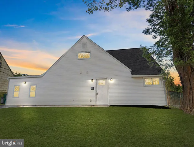 a view of an outdoor space and yard