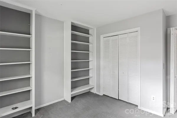 $183,000 | 2942 St Marks Road Southwest, Unit F, Winston-Salem, NC 27103