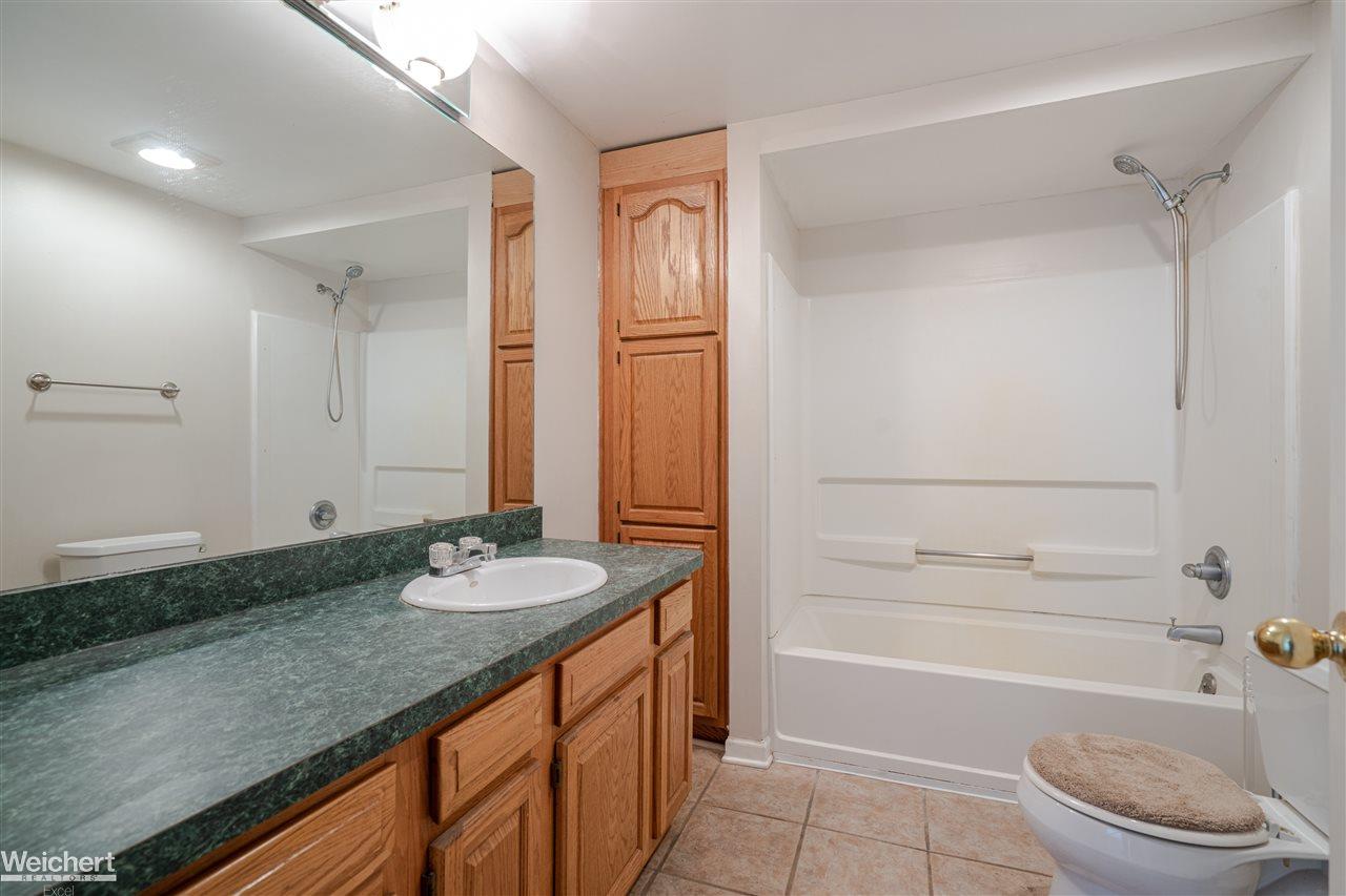 58736 Ruth Jean Washington, MI 48094 - Photo 9 of 26