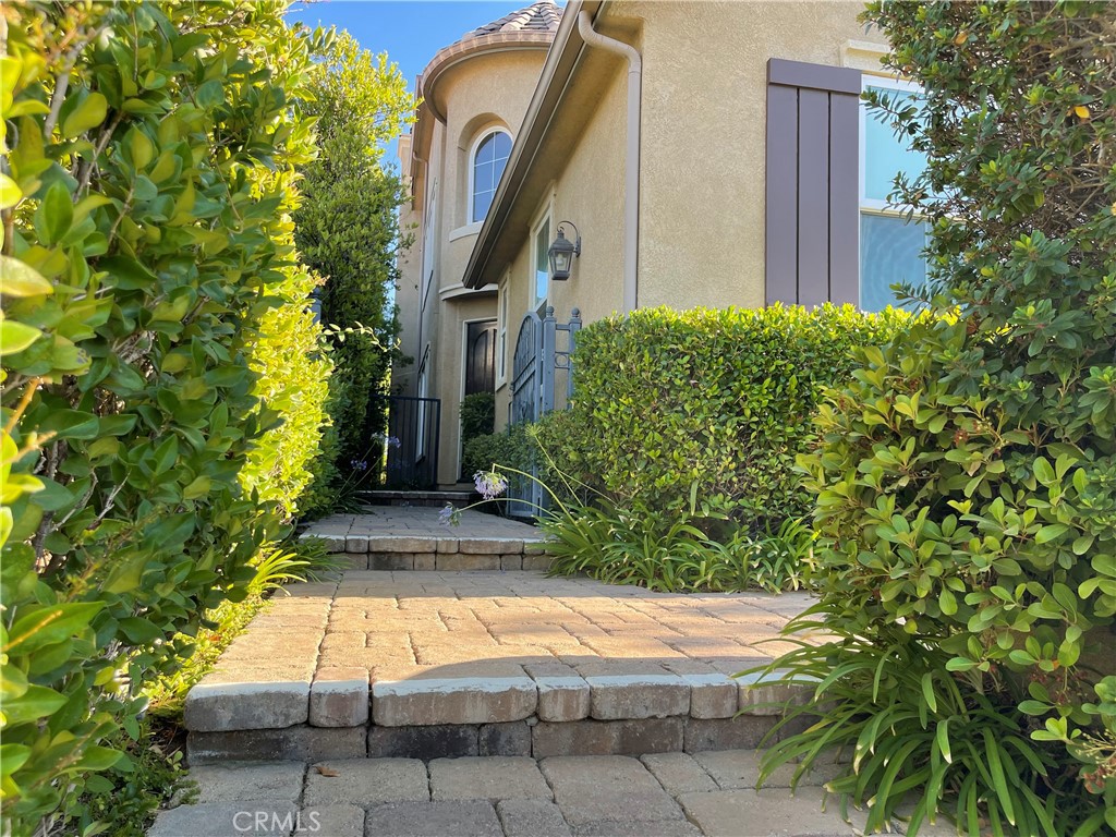 a view of entrance gate of the house