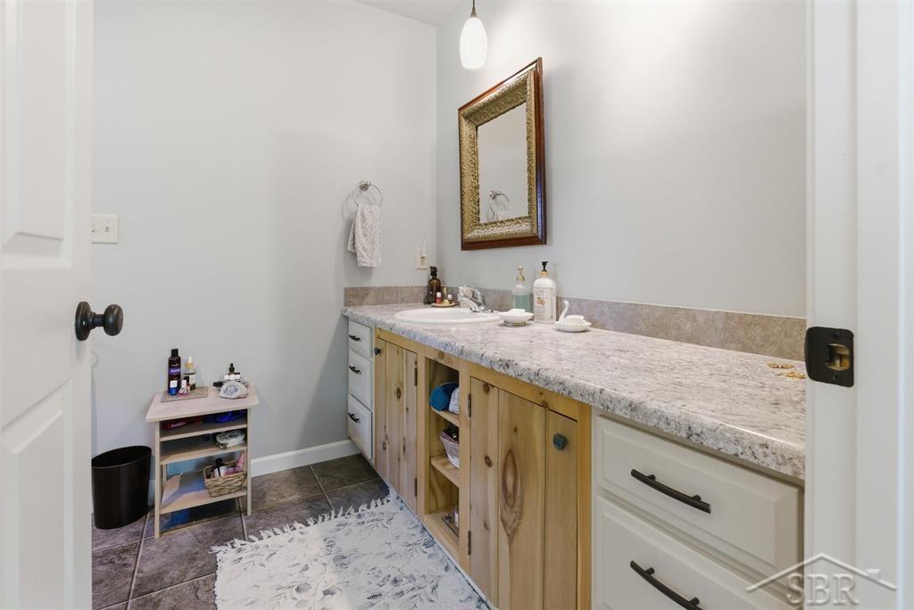 2775 East Siebert Road Midland, MI 48642 - Photo 13 of 47