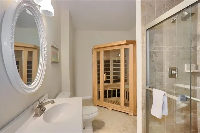 $699,900 | 128 Vista Ridge Lane, Valencia, PA 16059