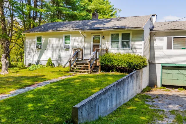 $325,000 | 58 Walker Meadows, Arlington, VT 05250