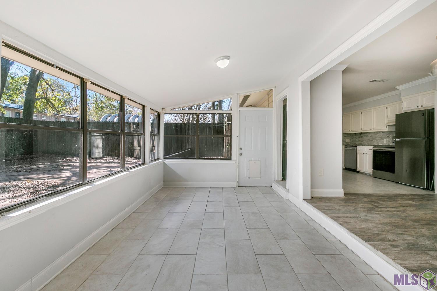 5672 George Street Baton Rouge, LA 70806 - Photo 4 of 18 Sunroom