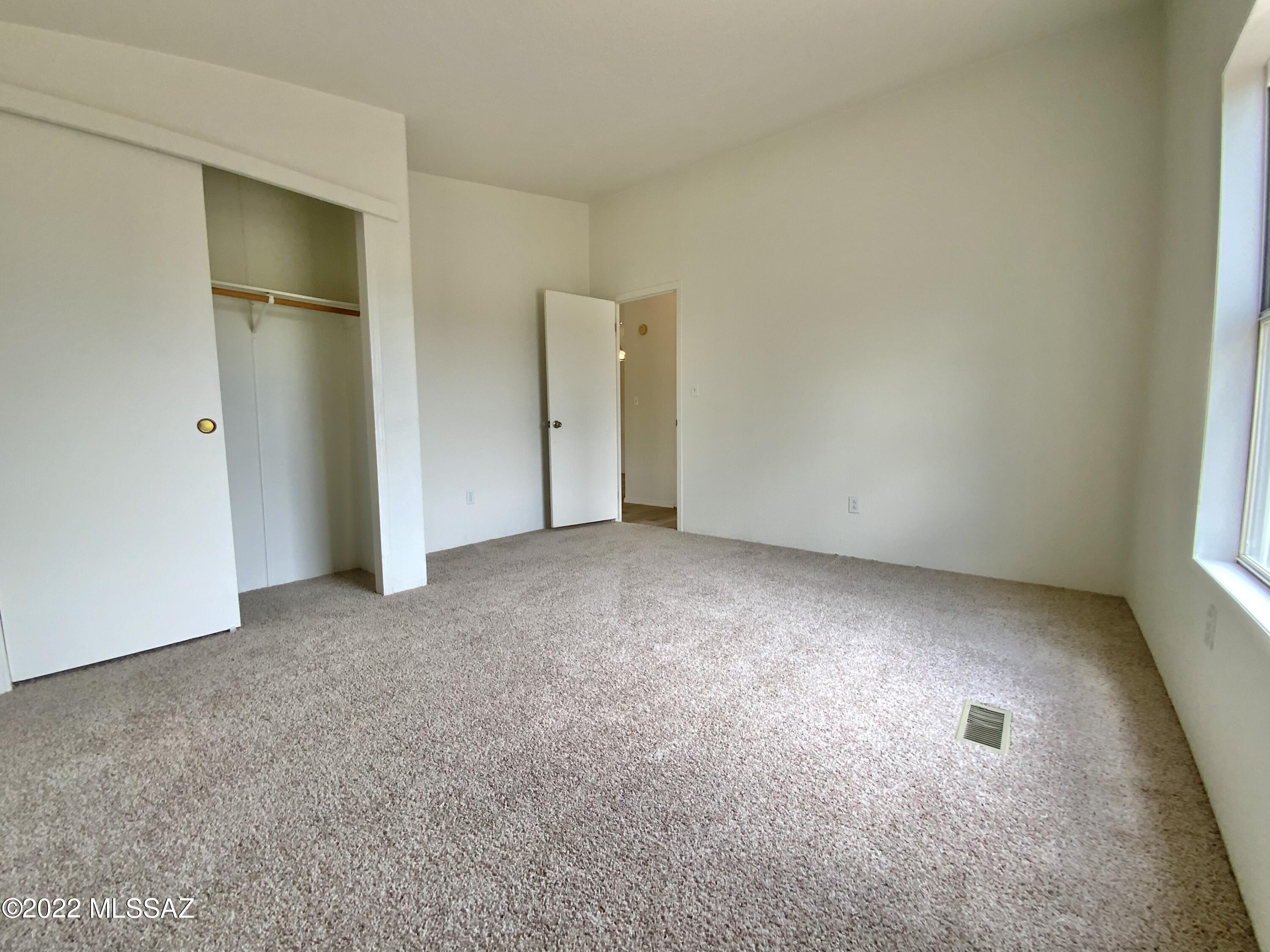 5544 West Irvington Road Tucson, AZ 85757 - Photo 12 of 19 Gallery Image 12