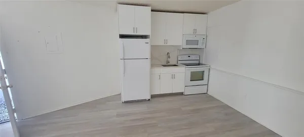 $1,495 | 2417 Hayes Street, Unit 1, Hollywood, FL 33020