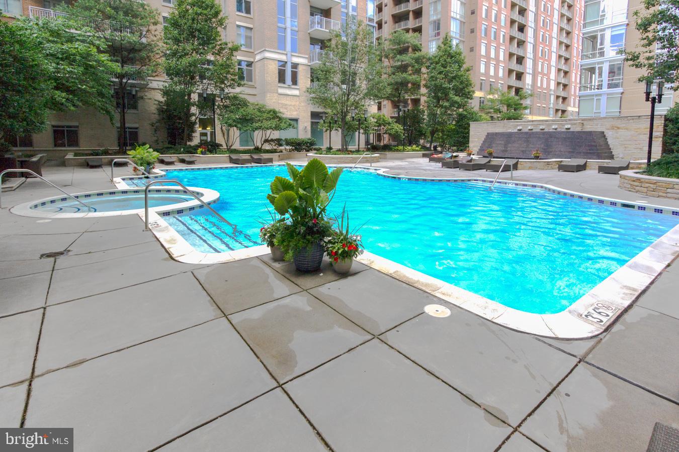 11990 Market Street, Unit 917 Reston, VA 20190 - Photo 28 of 39