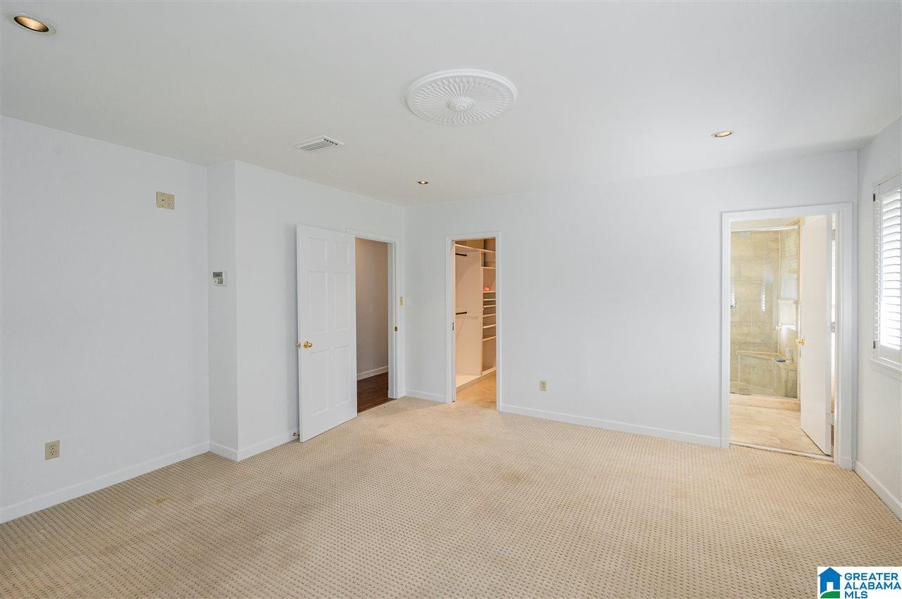 2716 Woodridge Road Birmingham, AL 35223 - Photo 18 of 37
