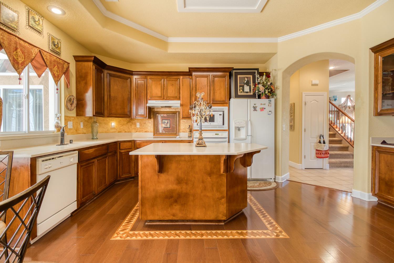 1712 Newhampton Way Modesto, CA 95355 - Photo 12 of 31