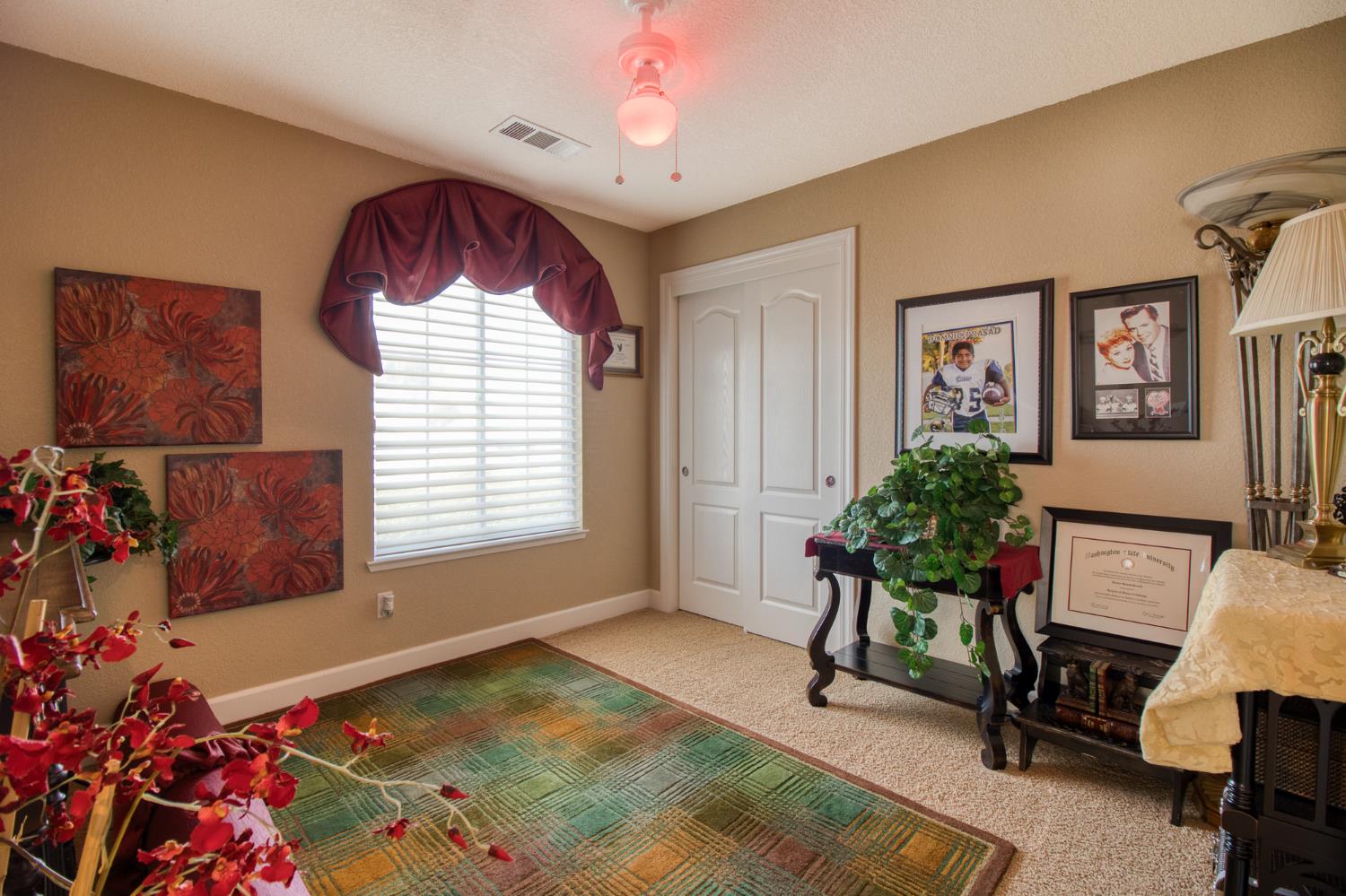 1712 Newhampton Way Modesto, CA 95355 - Photo 26 of 31