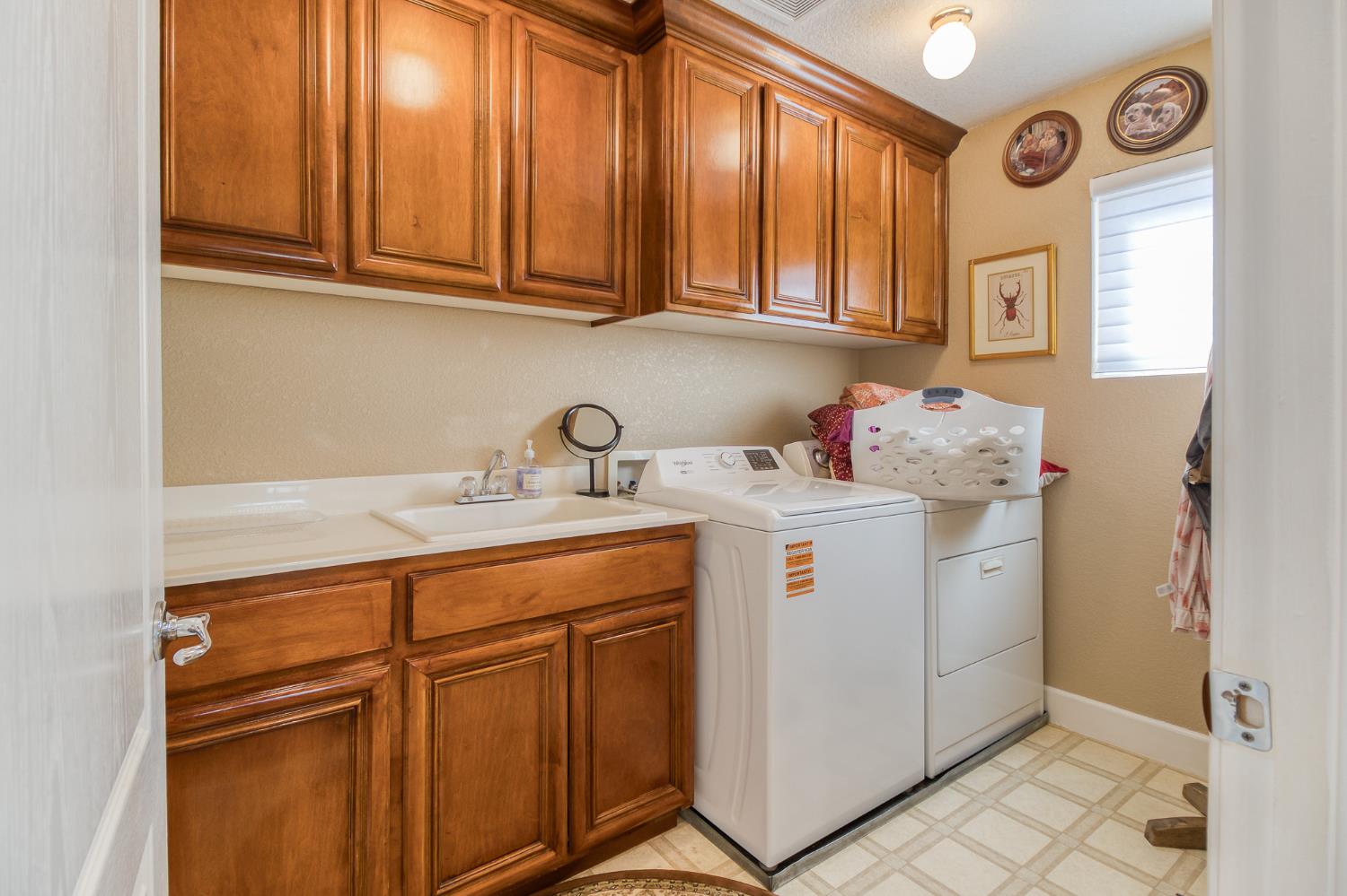 1712 Newhampton Way Modesto, CA 95355 - Photo 42 of 46