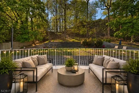 $2,699,000 | 228 Highland Avenue, Montclair, NJ 07043
