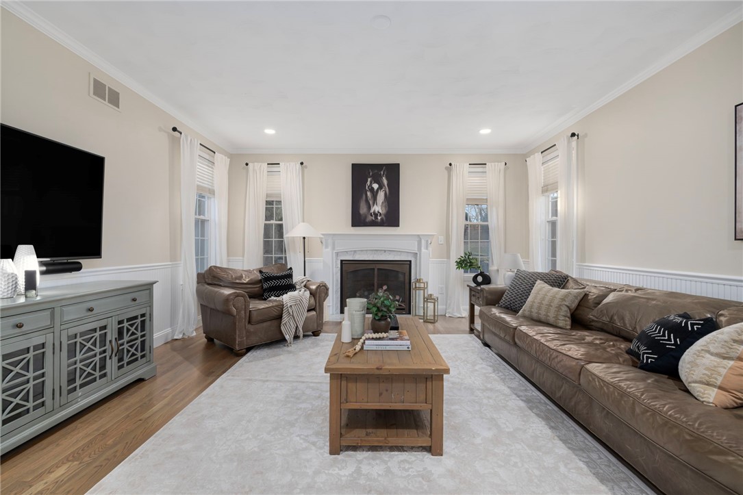 5 Morgan Court Lincoln, RI 02865 - Photo 17 of 50