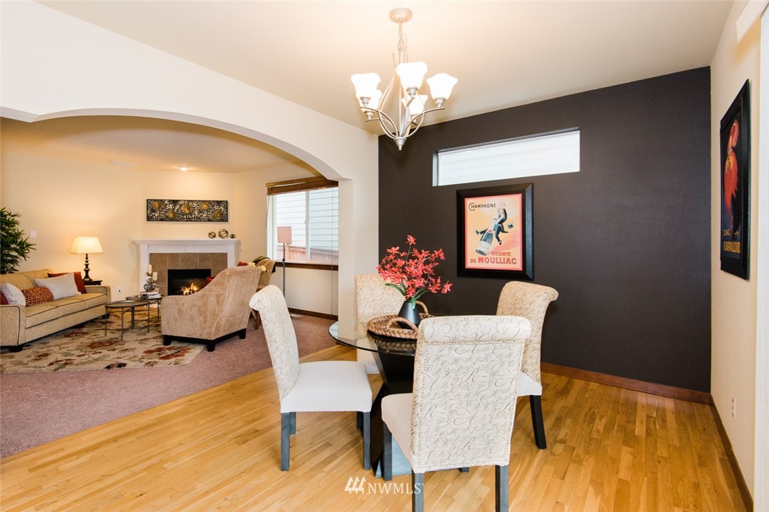17318 14th Drive Southeast Bothell, WA 98012 - Photo 6 of 25 Gallery Image 6