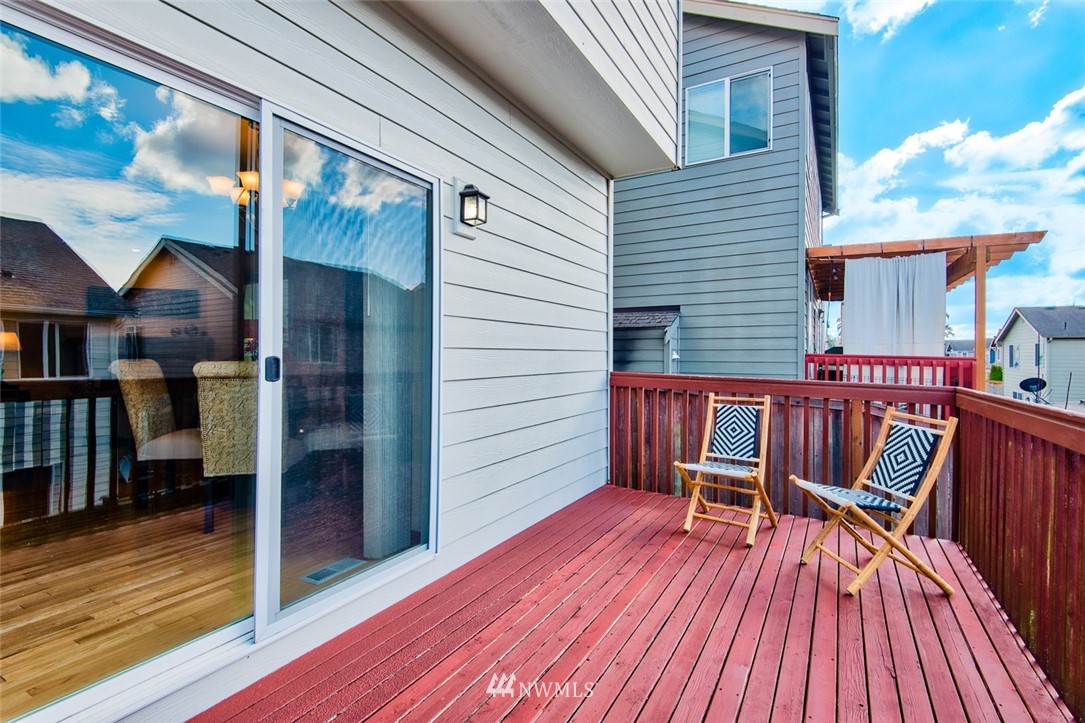 17318 14th Drive Southeast Bothell, WA 98012 - Photo 8 of 25 Gallery Image 8
