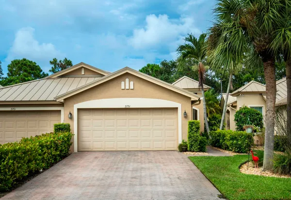 $2,900 | 3751 Northwest Willow Creek Drive, Jensen Beach, FL 34957